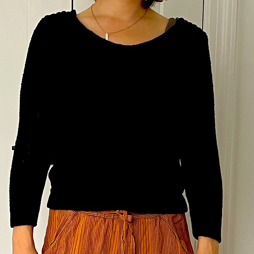 Ann Taylor Women’s Black Sweater